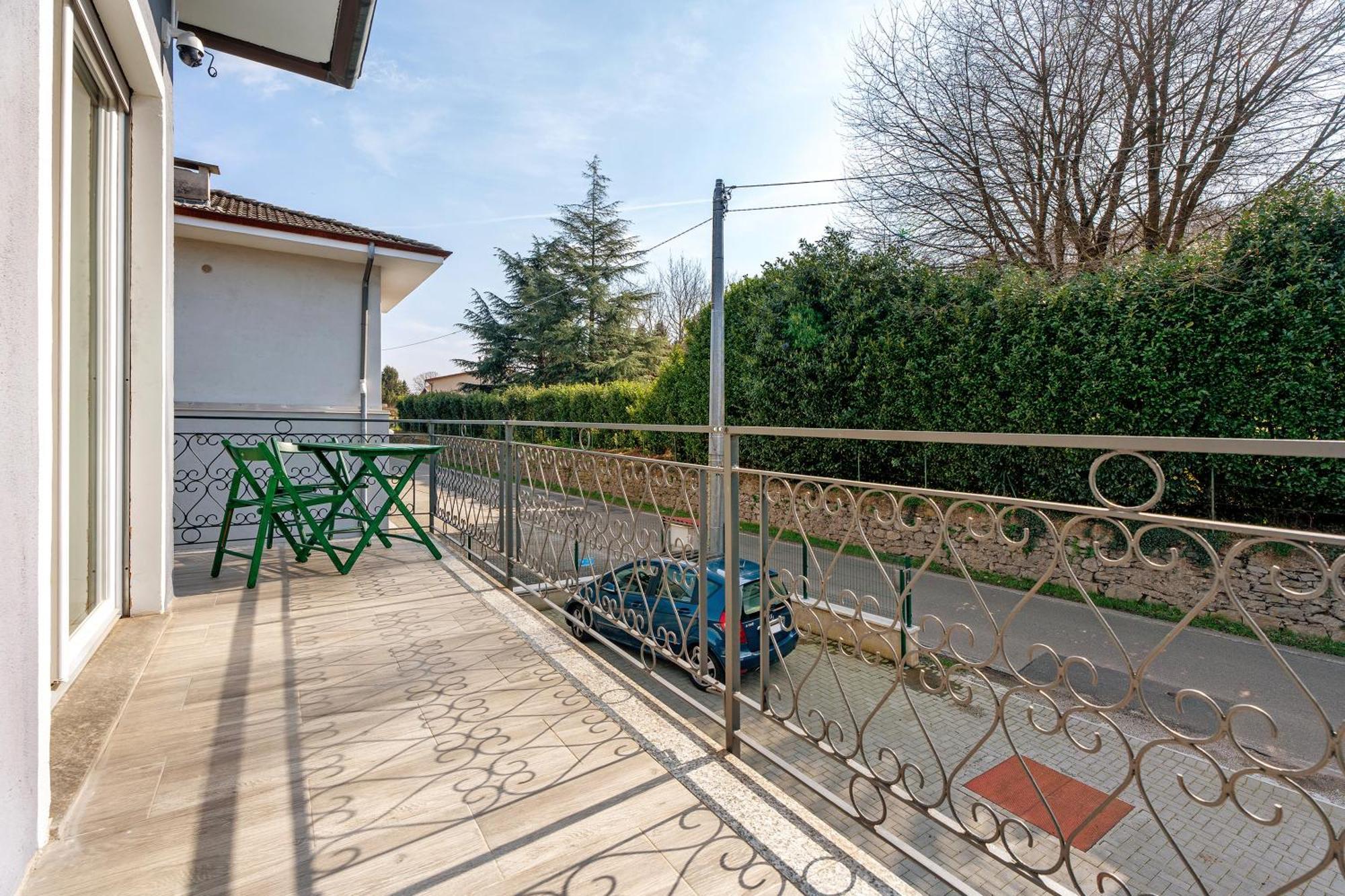 Sweet Home Apartments Peperoncino Arona Exterior photo