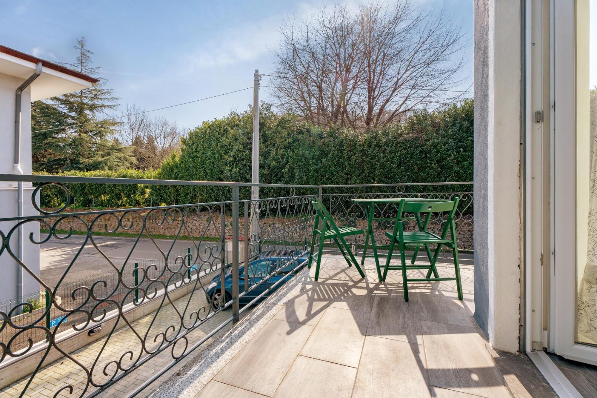 Sweet Home Apartments Peperoncino Arona Exterior photo